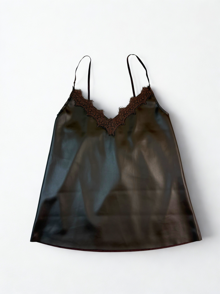 Nora – Maglietta in Eco-Pelle Marrone