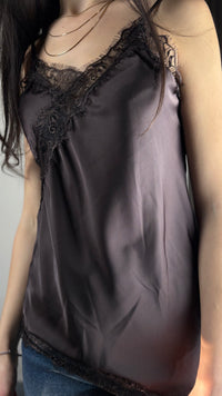 Ayla – Maglietta in Pizzo Marrone